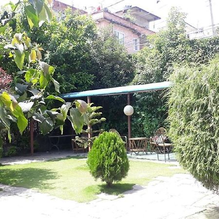 Bodhi Guest House Baudhatinchule Екстериор снимка